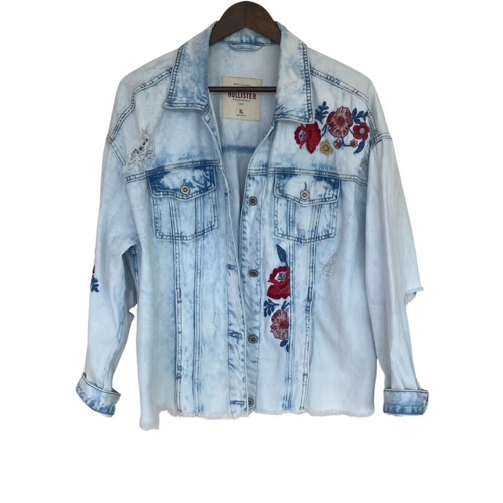 Hollister Light Denim Floral Embroidered Button Front Jacket - XL